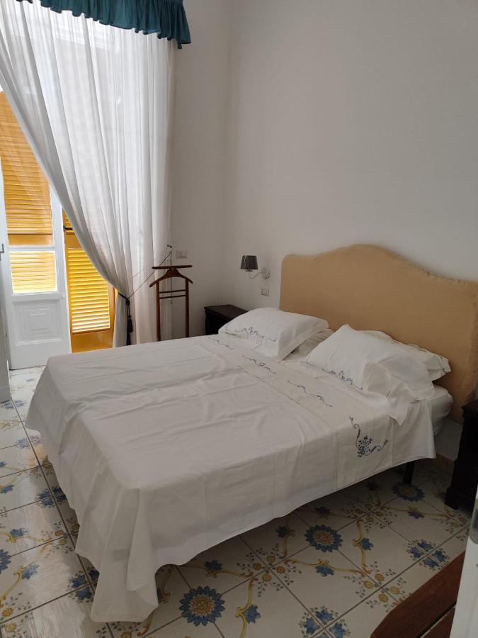 The House Of The Sunbeam Apartment Napoli Bagian luar foto