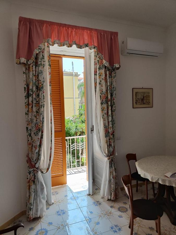The House Of The Sunbeam Apartment Napoli Bagian luar foto